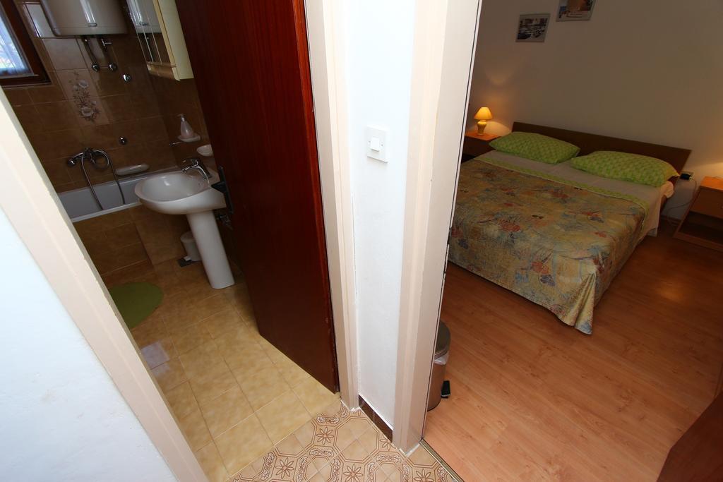 Apartments Antolovic Rovinj Room photo